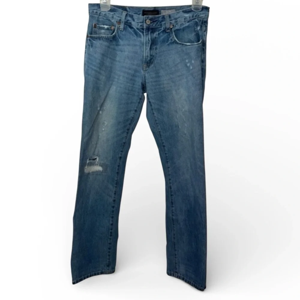 Aeropostale Men’s Slim Straight Jeans 32x32 | 2015 Denim | Distressed Light Wash